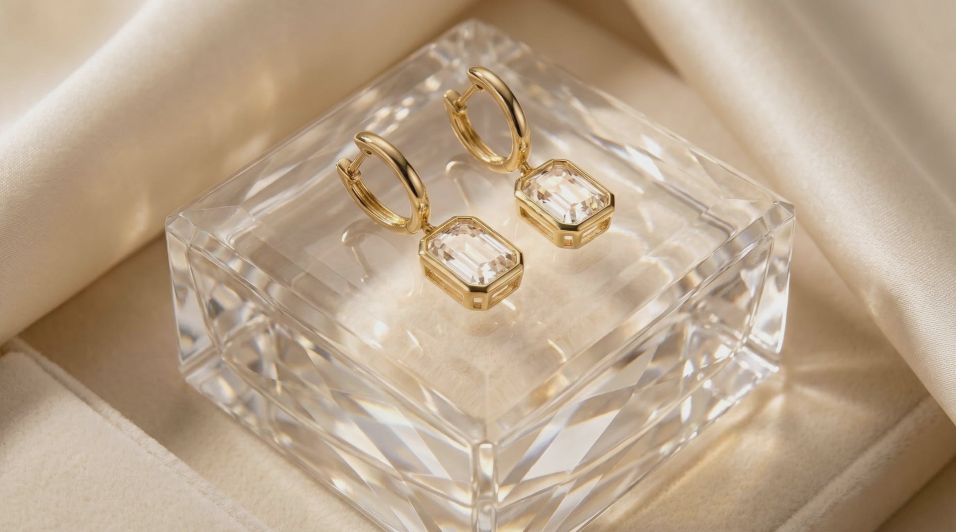 Eclat Drop Earrings Glacier & Aurealis Gold Silver Moissanite